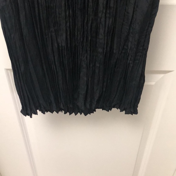 vince. Micro Pleated Dress - Picture 7 of 11